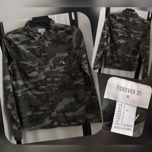 Forever 21 Green Camouflage Shacket Size Lg